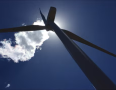 Descubre los beneficios de los aerogeneradores de Envision Energy: una opción renovable y ecológica