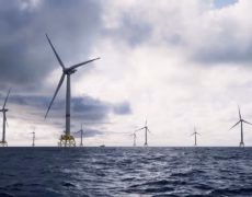 Descubre la energía renovable y ecológica de los aerogeneradores offshore